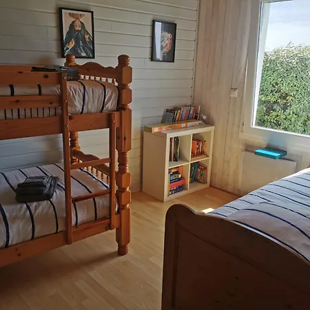 Holiday home Belle Vue Pointe St Mathieu, Piscine Chauffee, 100 M Et Gr34 Le Conquet